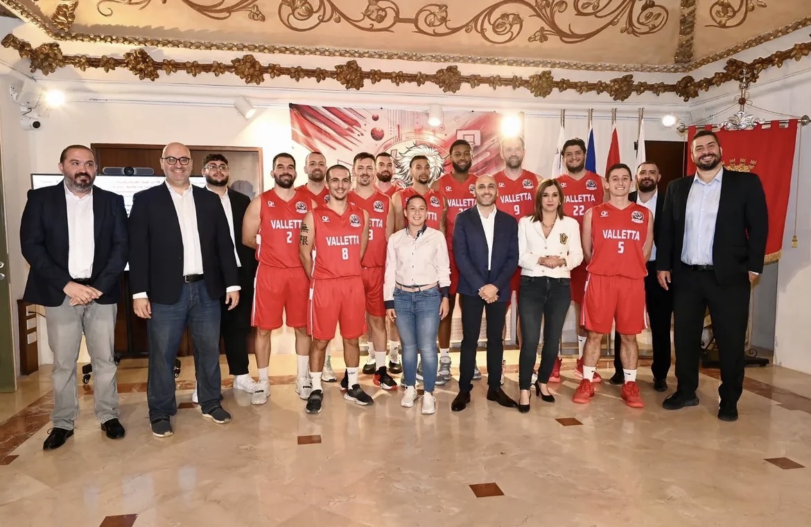 Valletta Basketball Club team and club staff